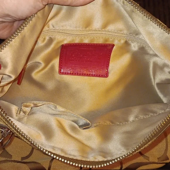 Coach Purse - Picture 8 of 9